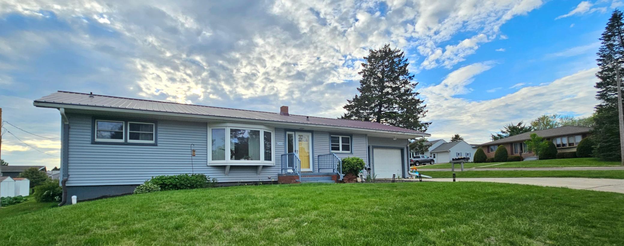249 3rd Avenue, Spring Grove, Minnesota image 2