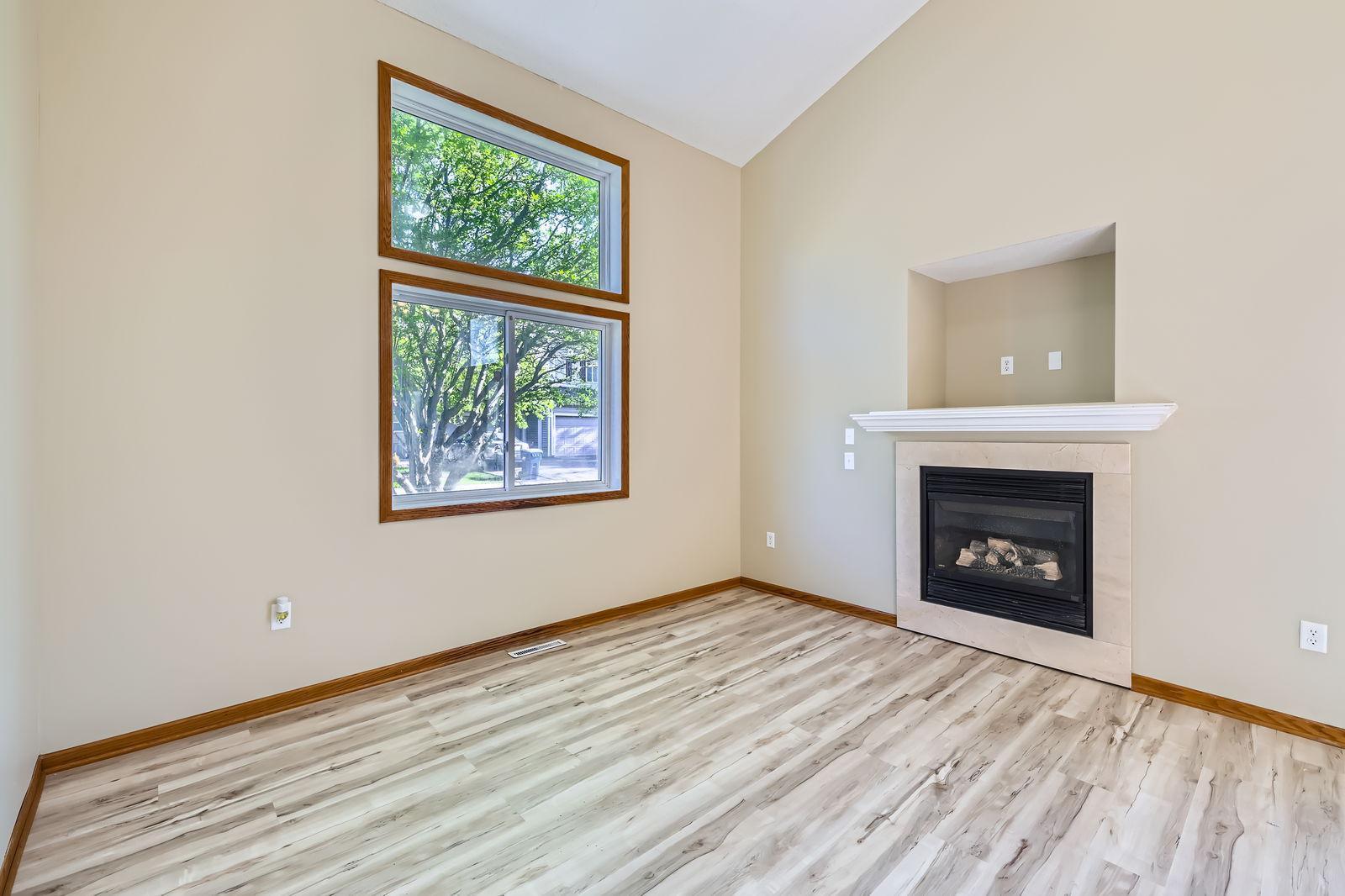 9172 Comstock Lane, Maple Grove, Minnesota image 2