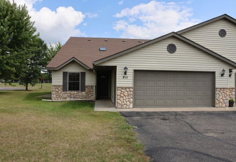 Multifamily For Sale - 811 Stonehaven Path<br/> Milaca, MN 56353