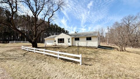 Homes For Sale - 108 Cherry Street<br/> Red Wing, MN 55066