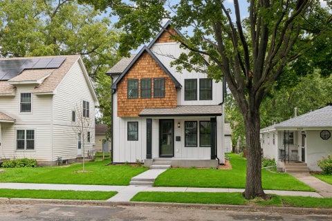 Homes For Sale - 3925 40th Avenue<br/> Minneapolis, MN 55406