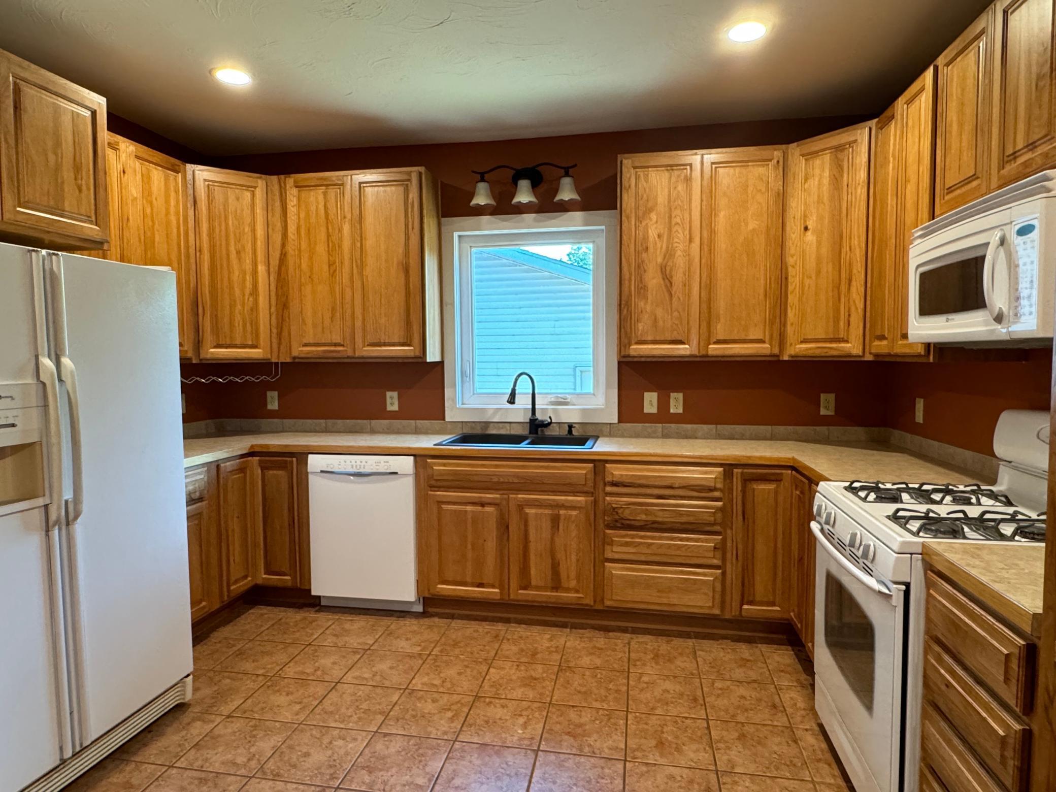 417 W Pine Street, Saint Peter, Minnesota image 8