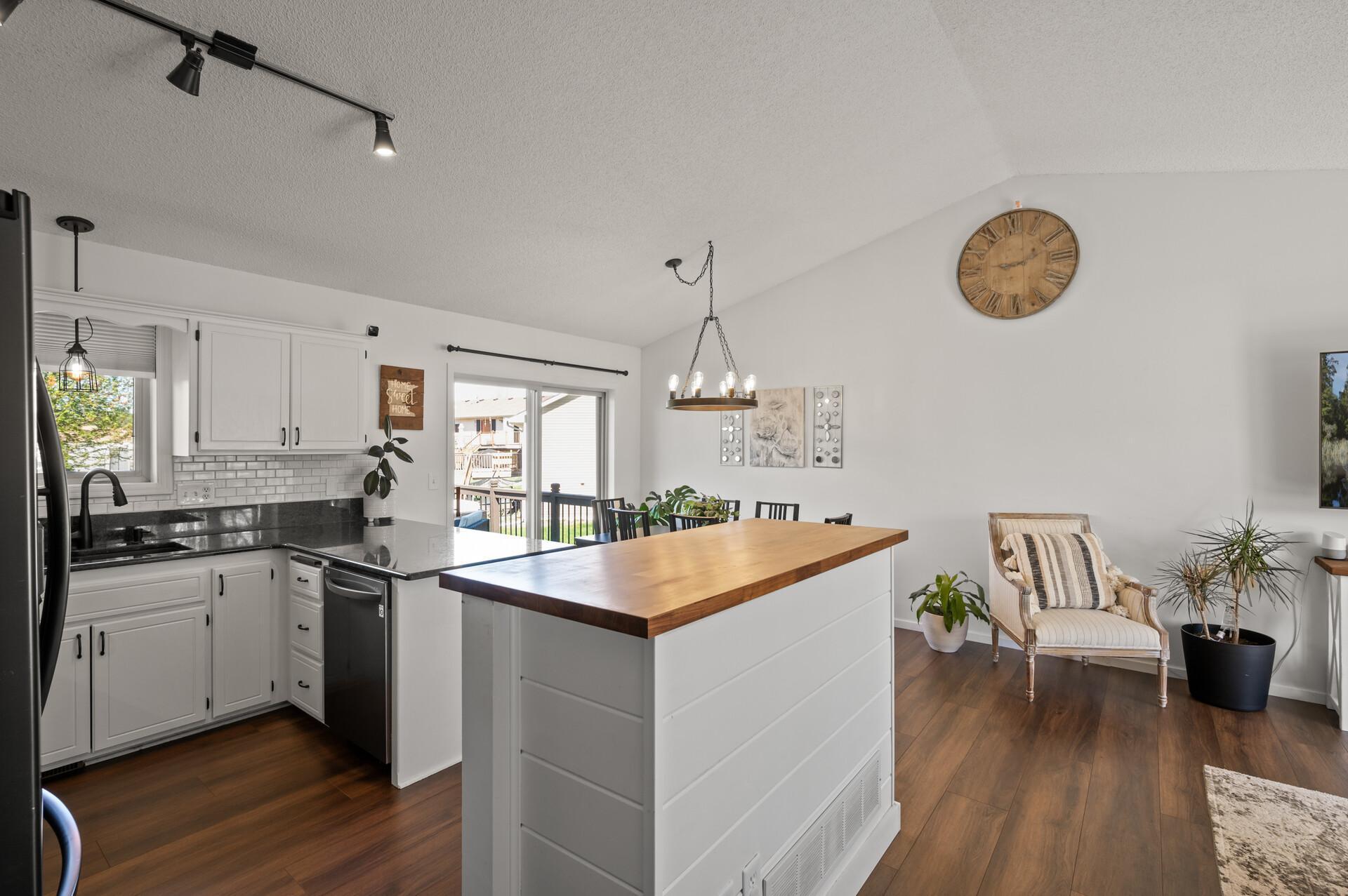 6253 Karston Drive, Albertville, Minnesota image 6