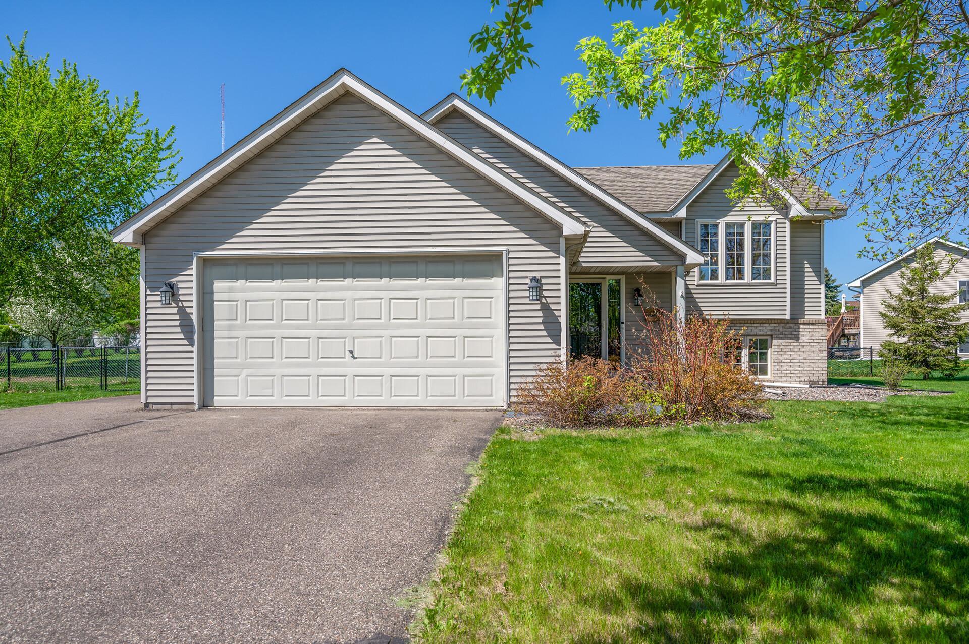 6253 Karston Drive, Albertville, Minnesota image 3
