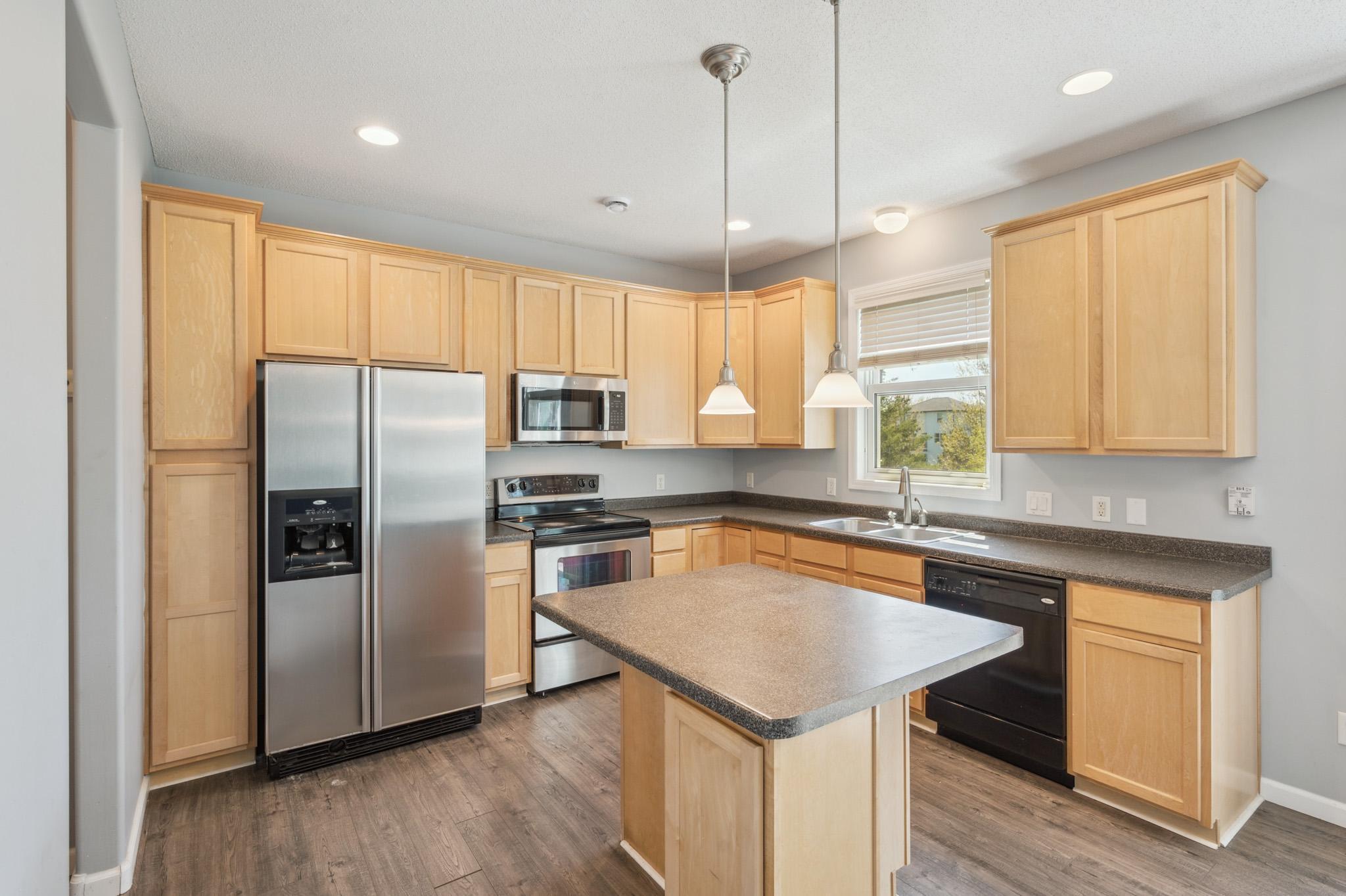 6789 Troy Lane, Maple Grove, Minnesota image 9