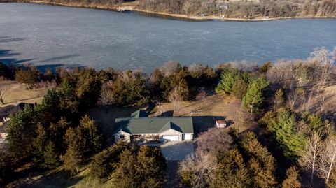 Homes For Sale - 16061 Evans Avenue<br/> Clearwater, MN 55320