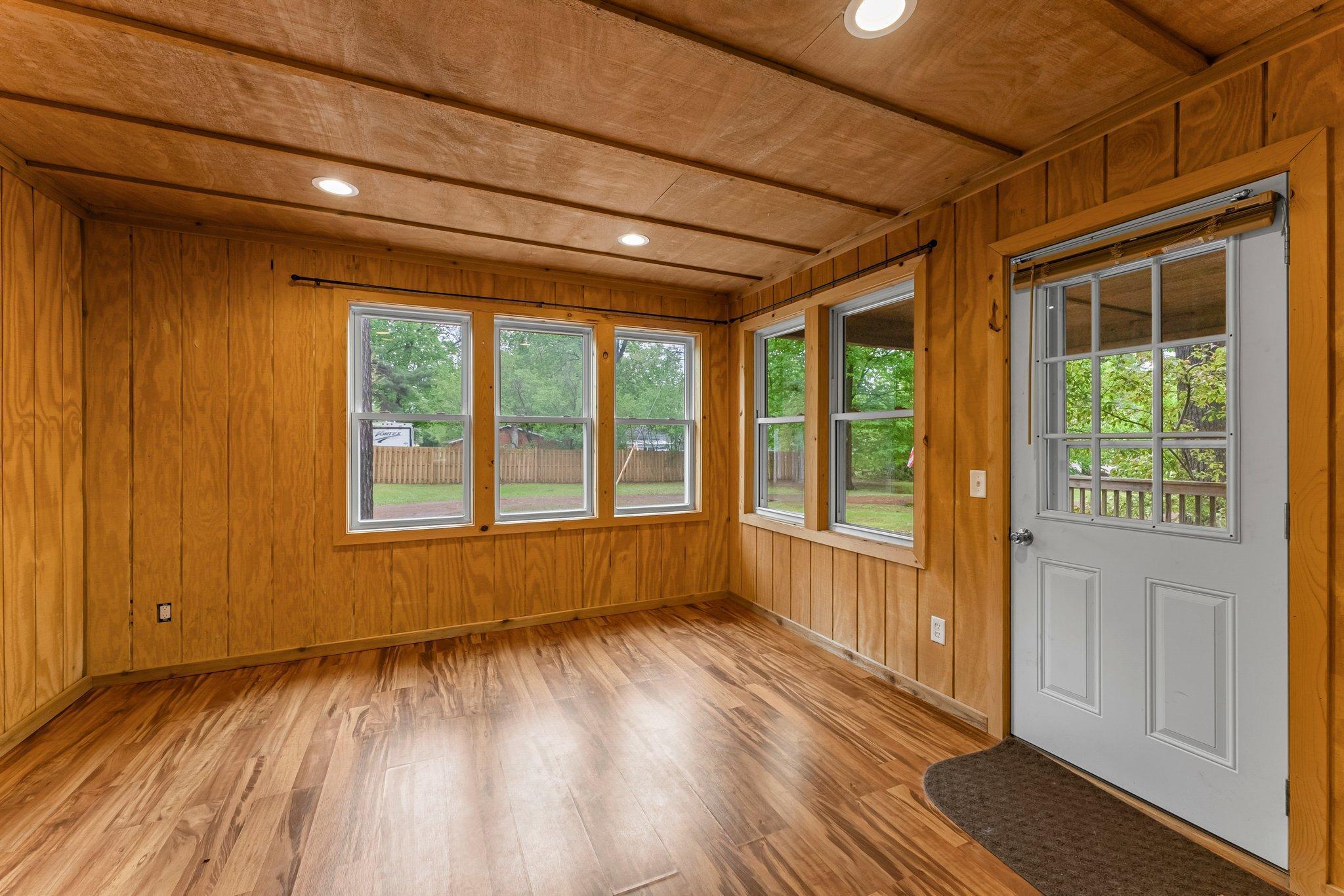 423 Cypress Avenue, Braham, Minnesota image 16