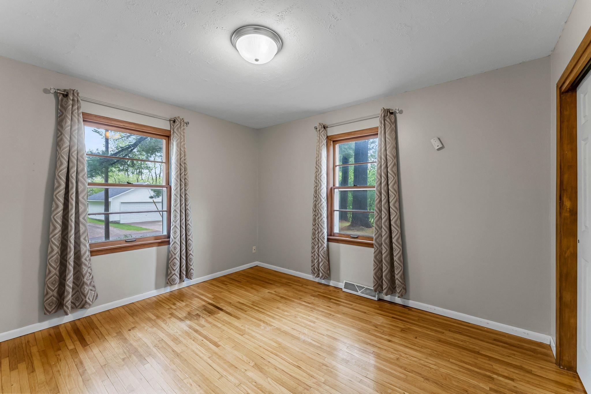 423 Cypress Avenue, Braham, Minnesota image 20