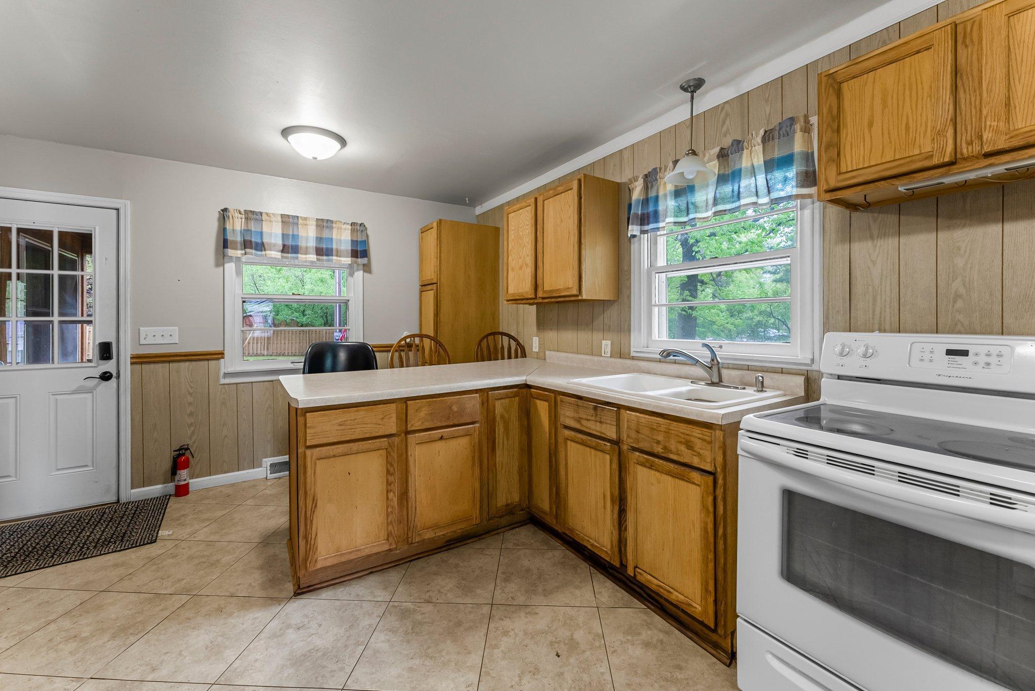 423 Cypress Avenue, Braham, Minnesota image 7