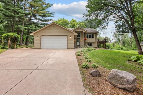 Homes For Sale - 440 Grove Road<br/> Wyoming, MN 55092