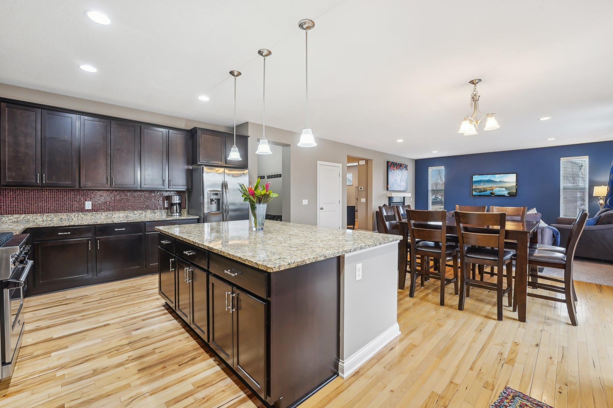 16932 Eventide Way, Lakeville, Minnesota image 10