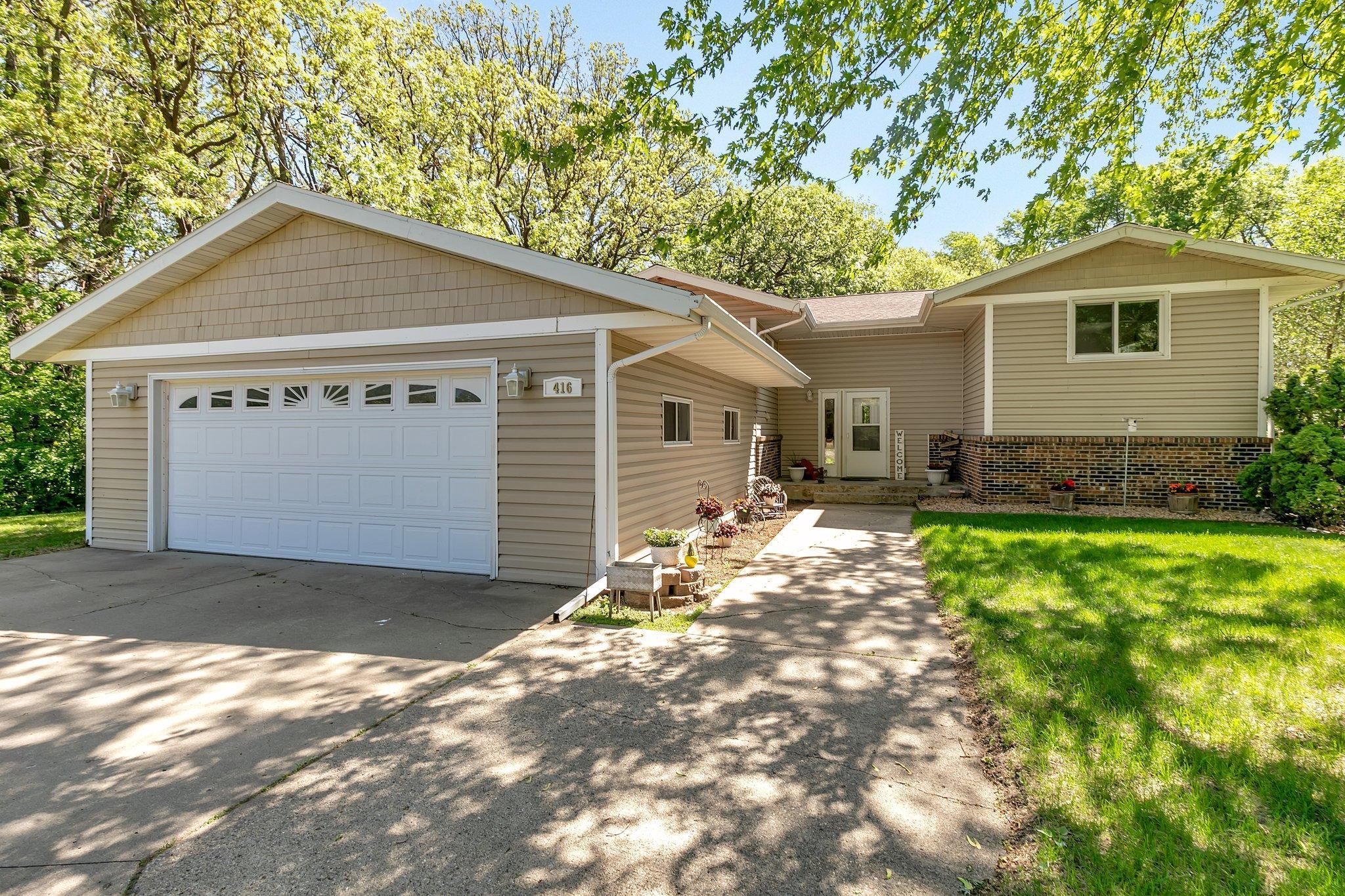 416 19th Street, Willmar, Minnesota image 1