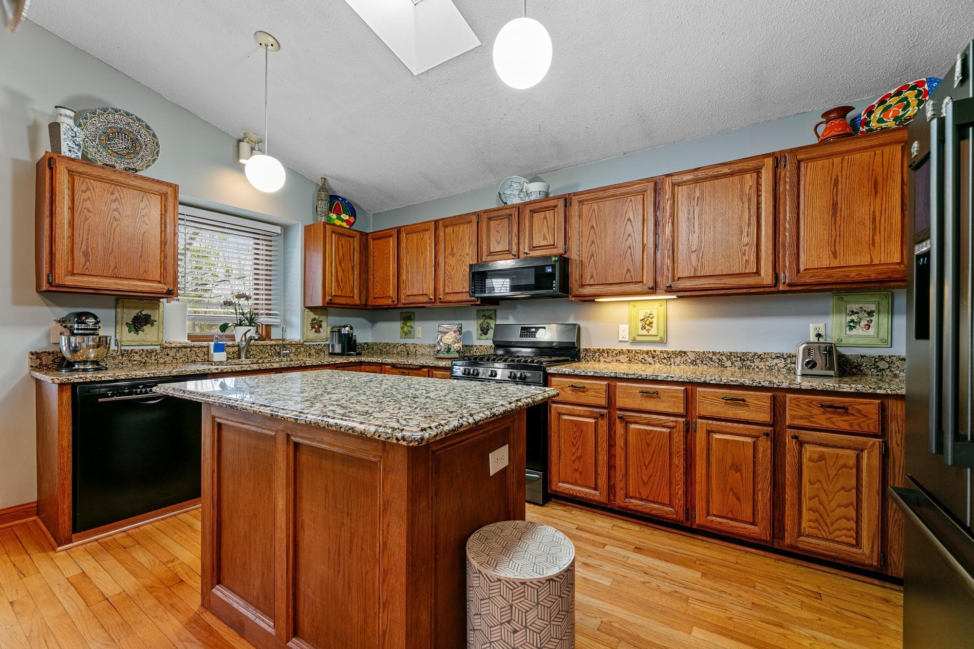 4253 W 140th Street, Savage, Minnesota image 22