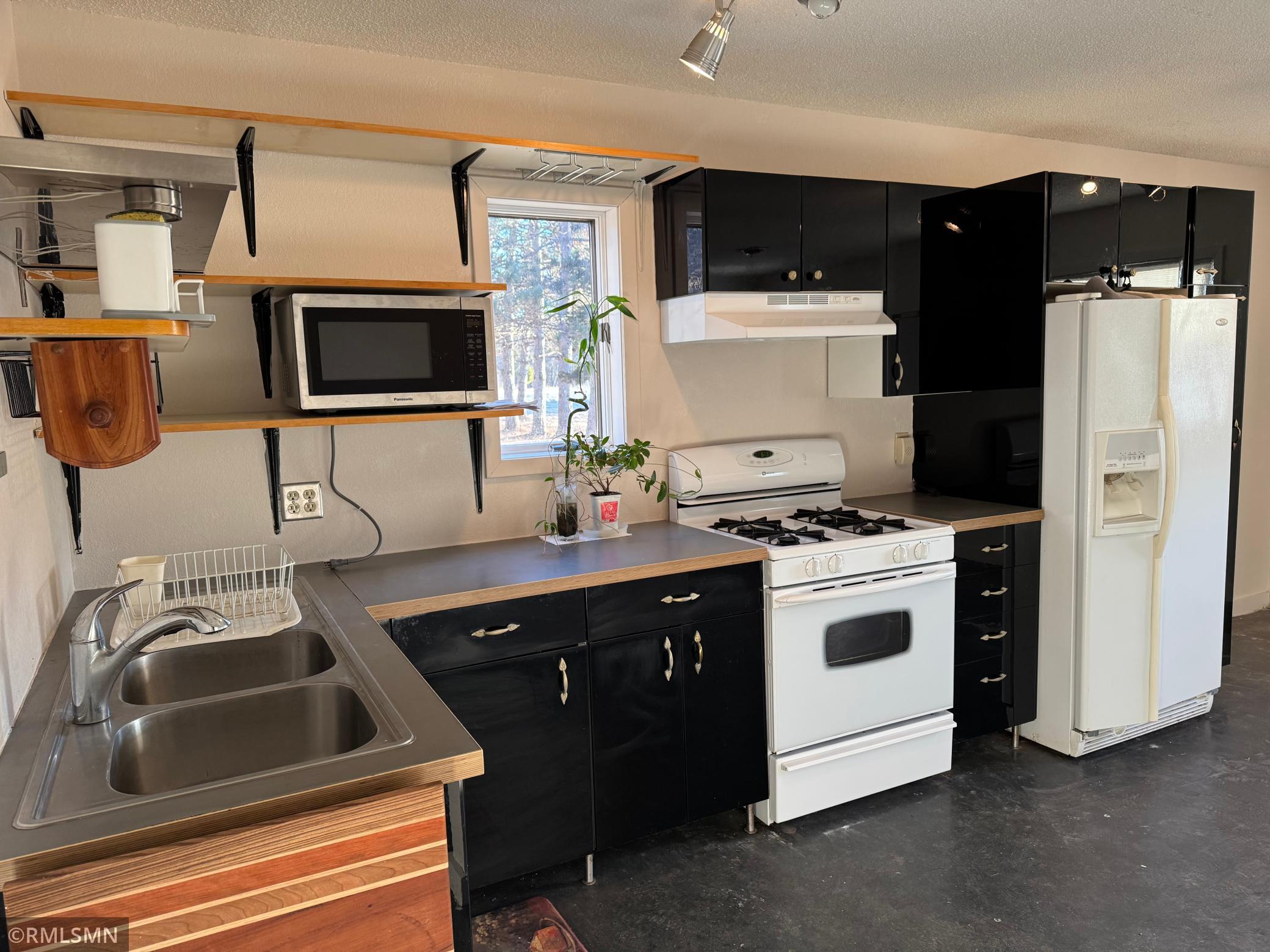 407 1st Street, Hinckley, Minnesota image 9
