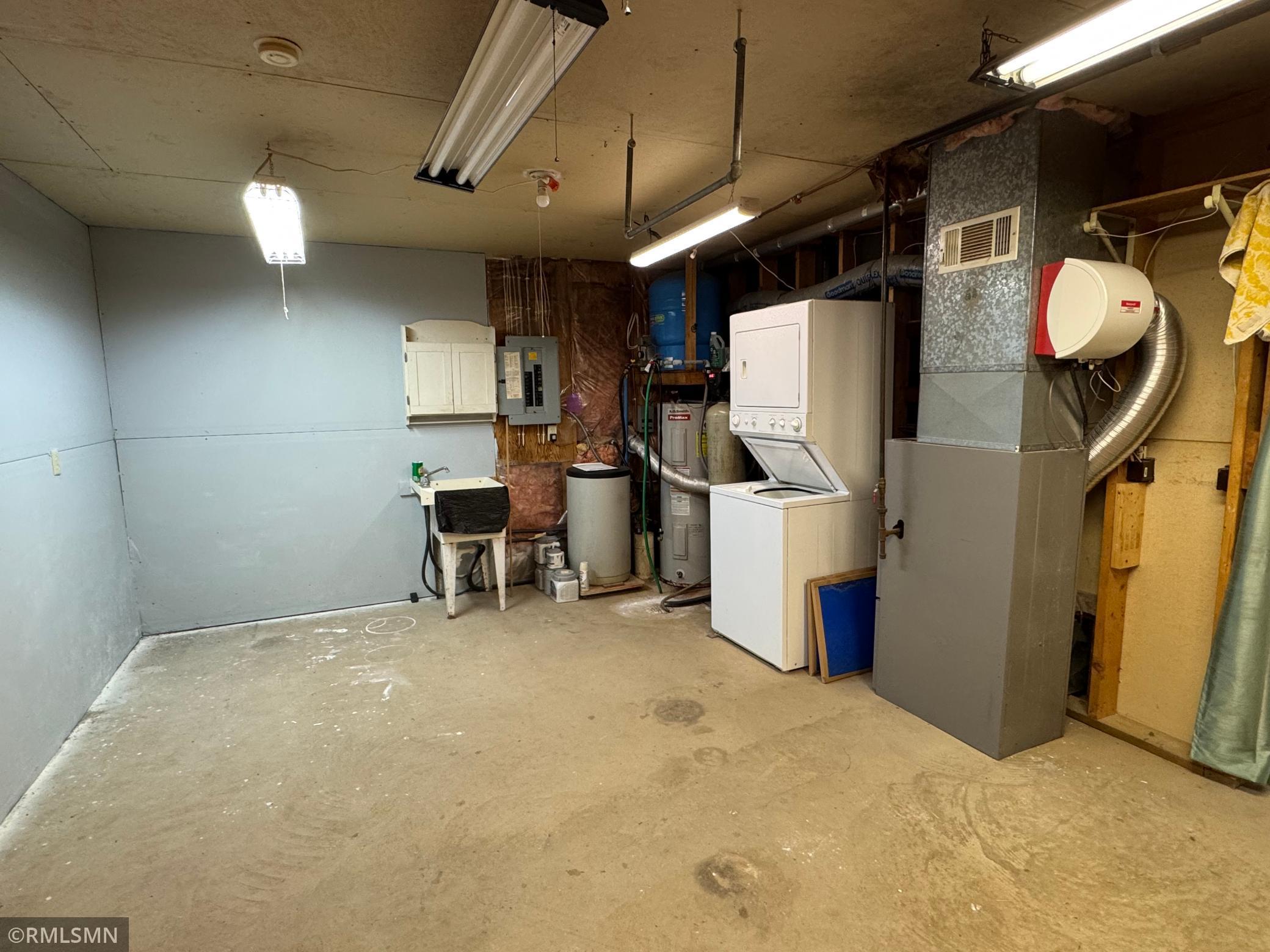 407 1st Street, Hinckley, Minnesota image 15