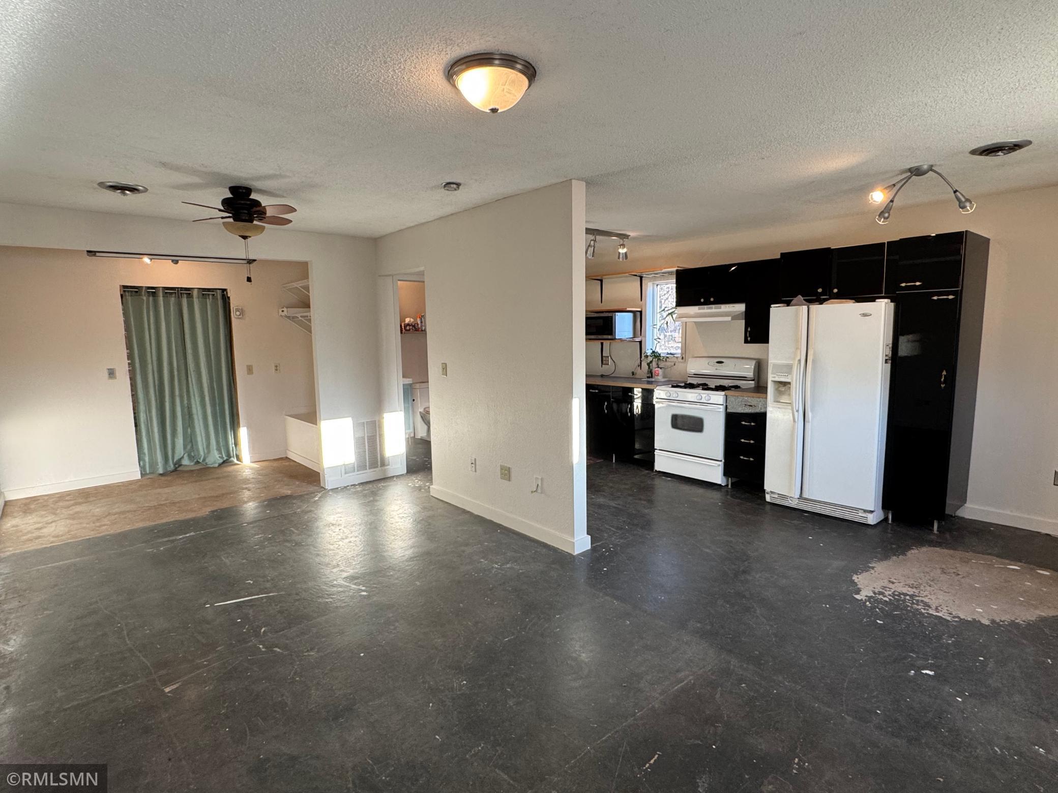 407 1st Street, Hinckley, Minnesota image 6