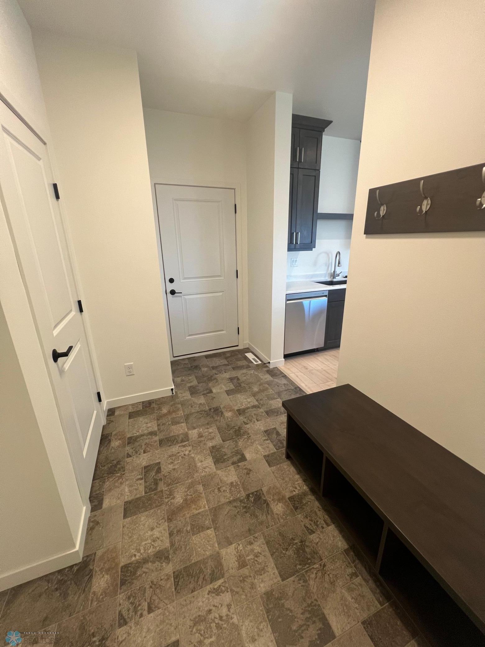 Moorhead, Minnesota 56560, United States, 4 Bedrooms Bedrooms, ,3 BathroomsBathrooms,Residential,Pending,40193