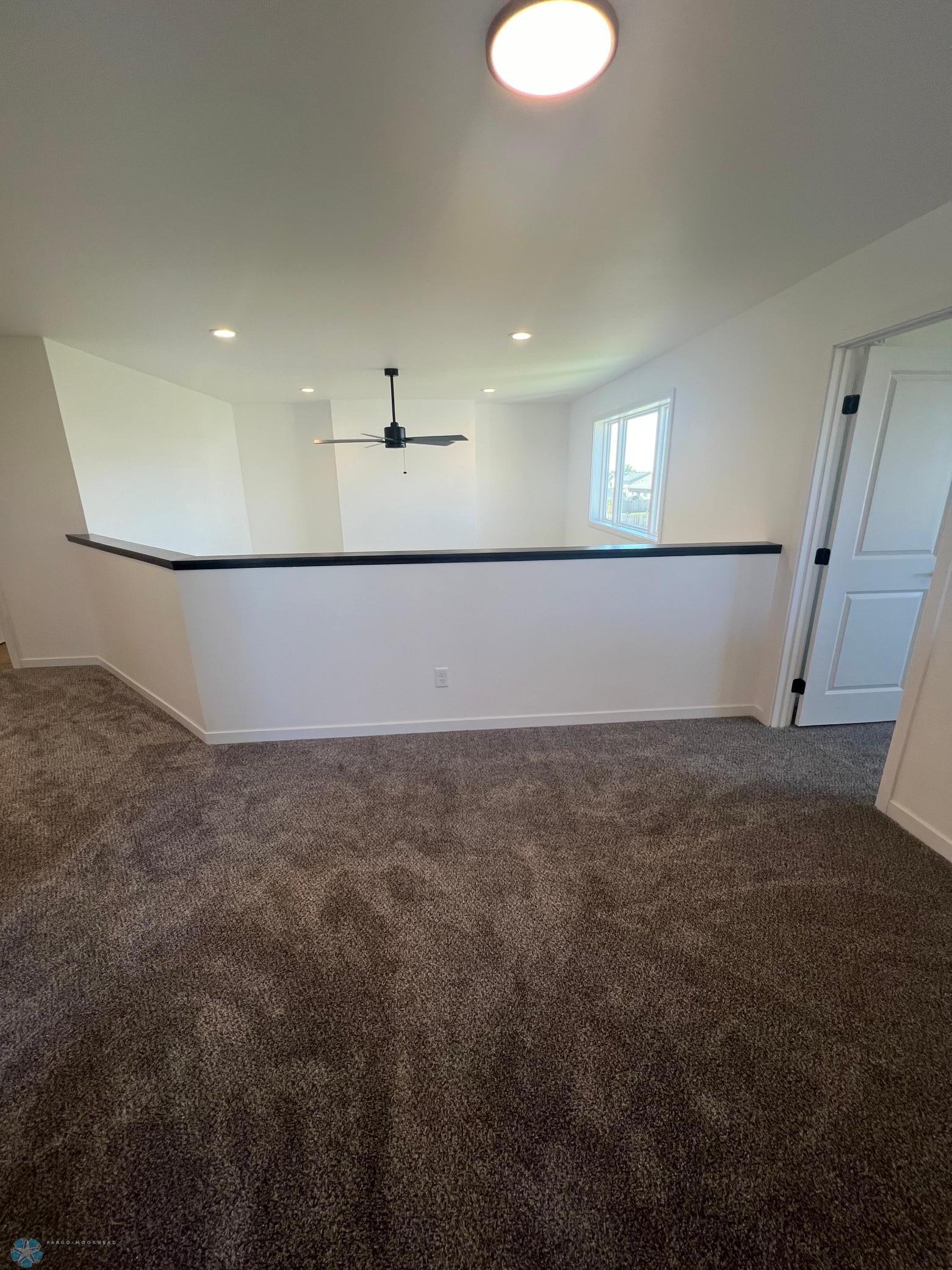 Moorhead, Minnesota 56560, United States, 4 Bedrooms Bedrooms, ,3 BathroomsBathrooms,Residential,Pending,40193