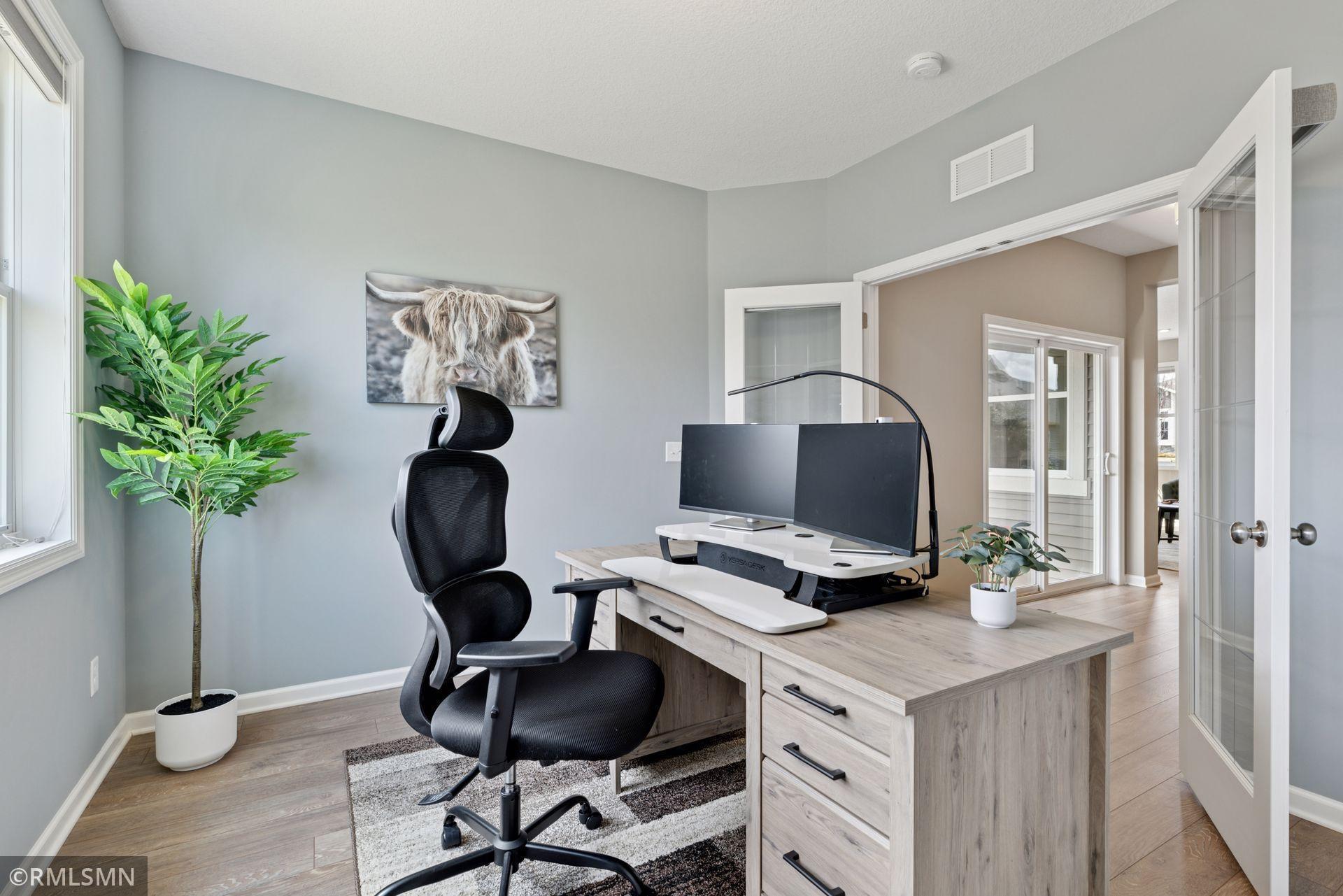 5053 Sunstream Lane, Saint Paul, Minnesota image 32