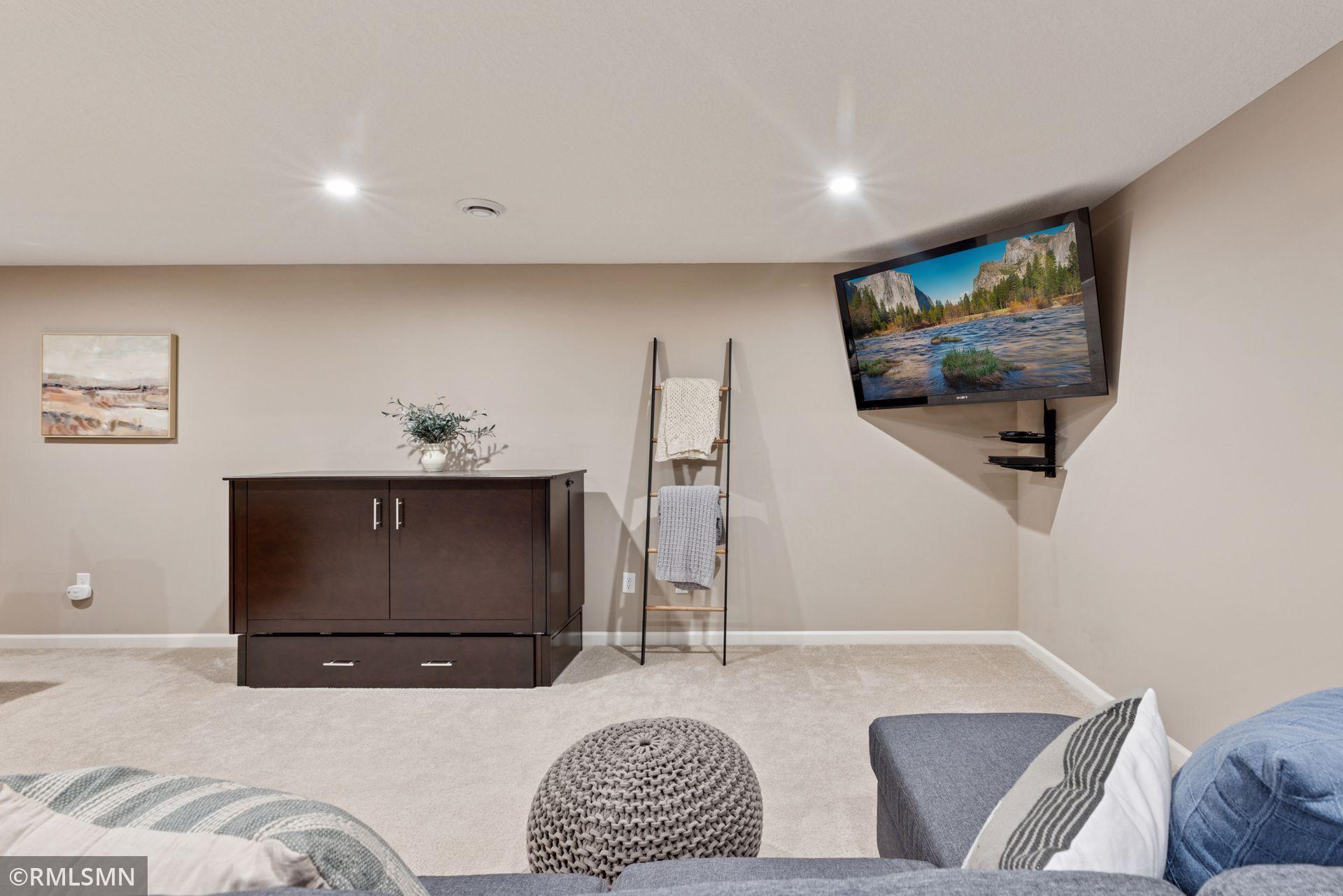 5053 Sunstream Lane, Saint Paul, Minnesota image 36
