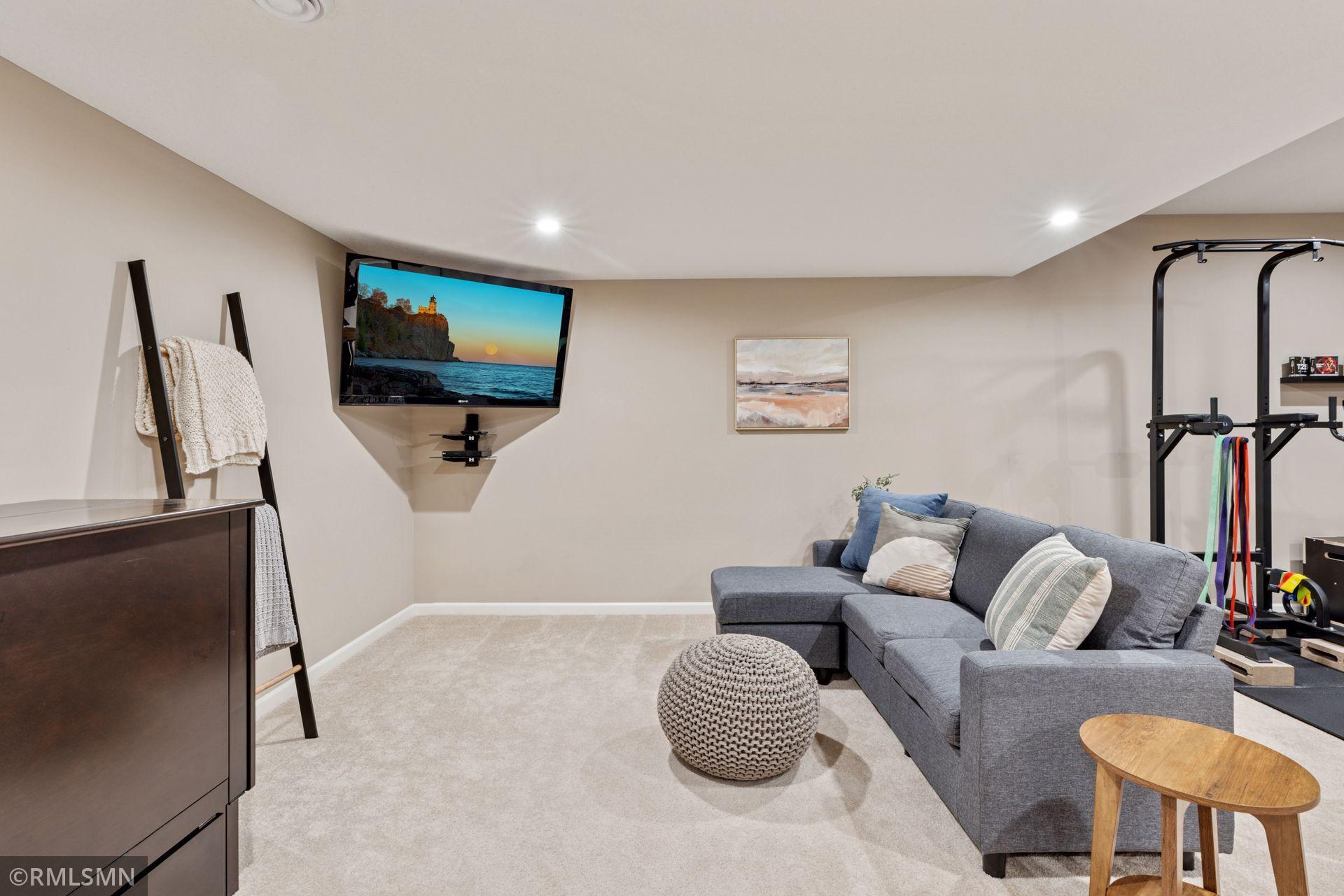 5053 Sunstream Lane, Saint Paul, Minnesota image 35