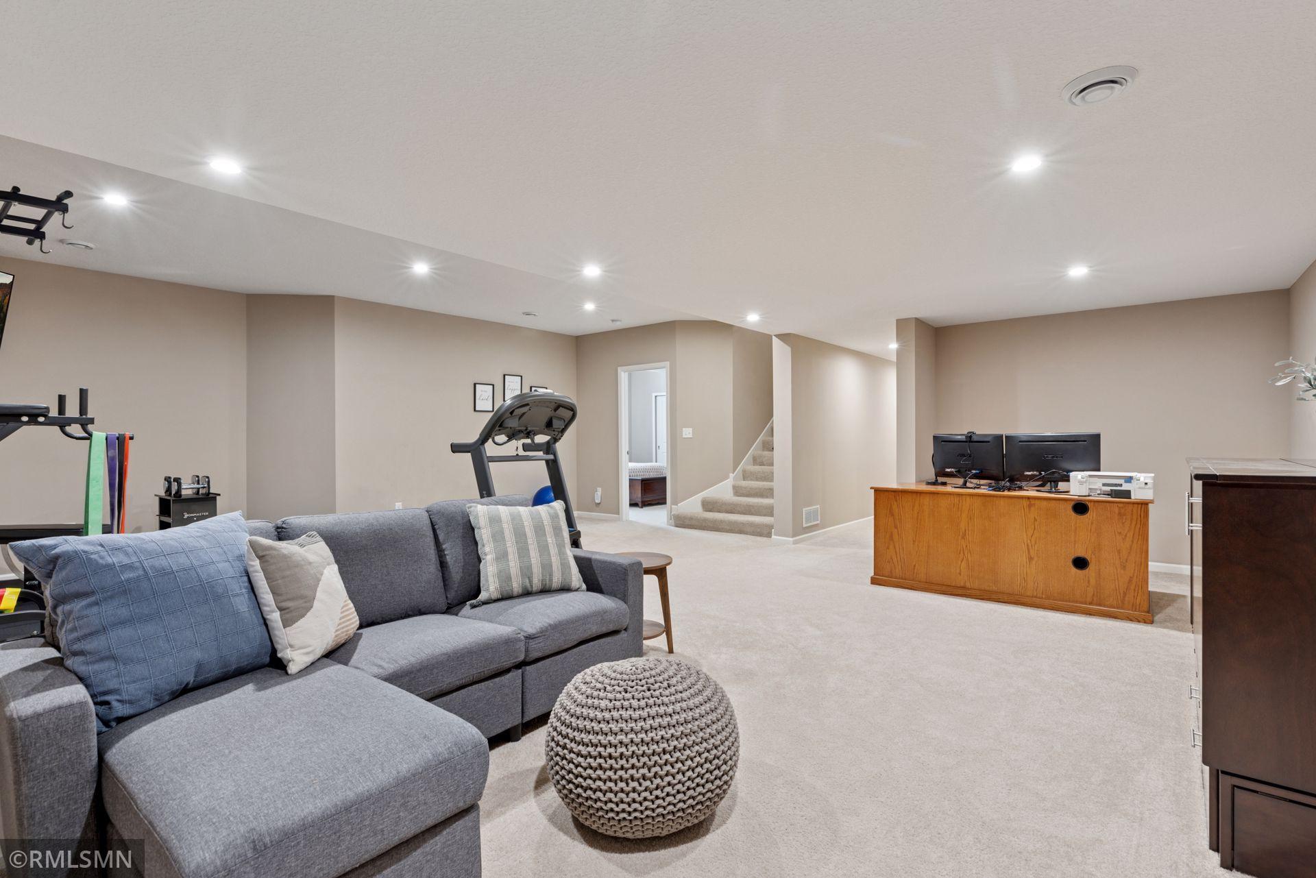 5053 Sunstream Lane, Saint Paul, Minnesota image 38