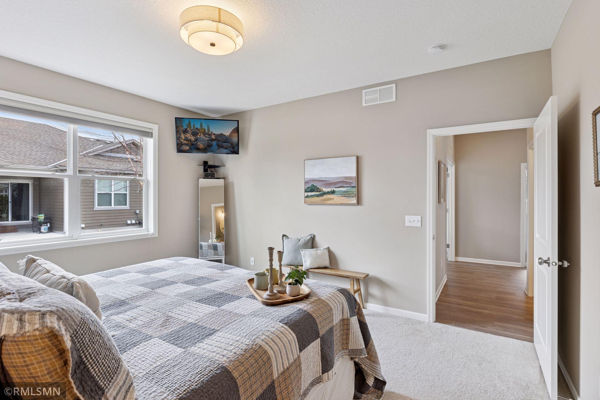 5053 Sunstream Lane, Saint Paul, Minnesota image 24