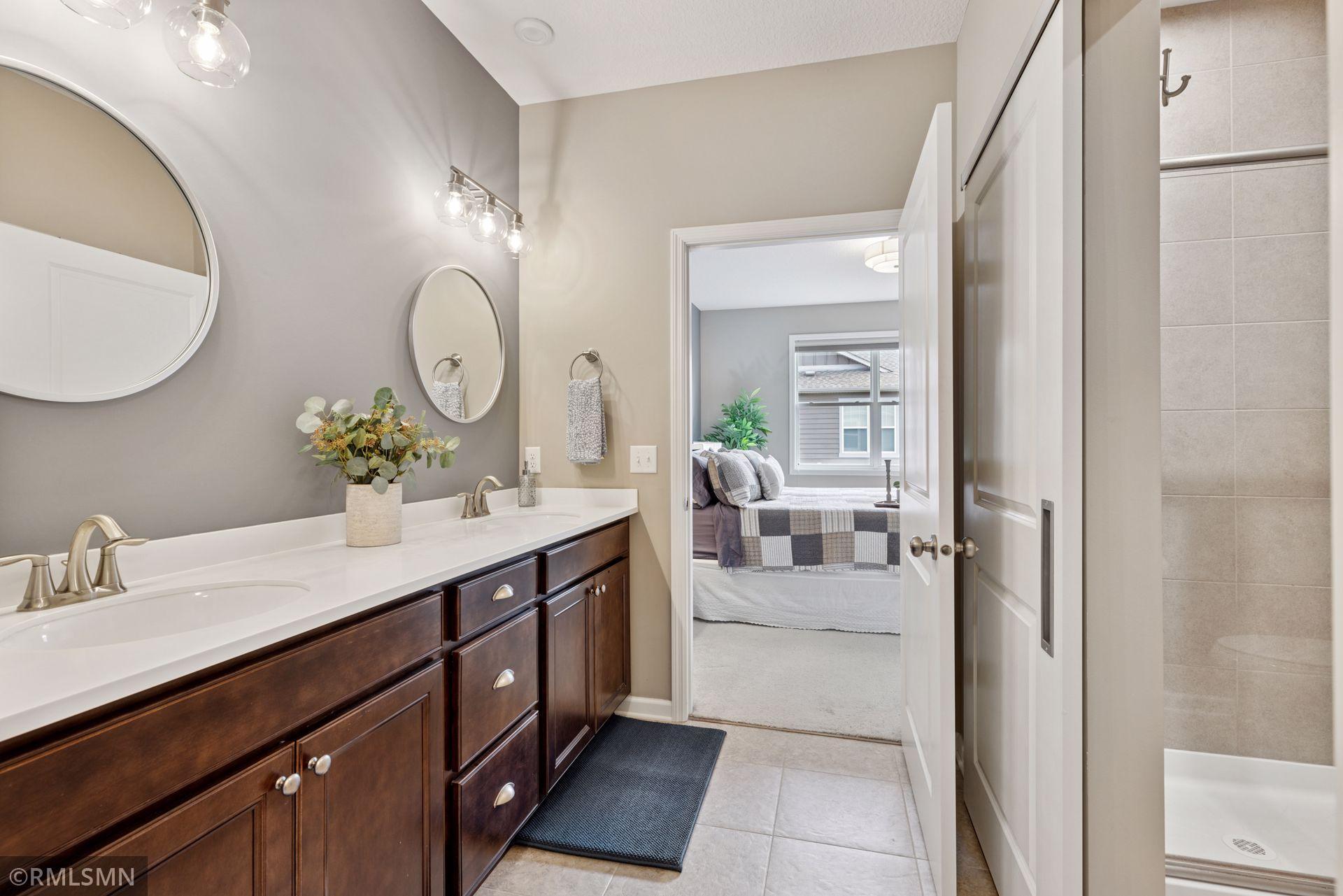 5053 Sunstream Lane, Saint Paul, Minnesota image 26