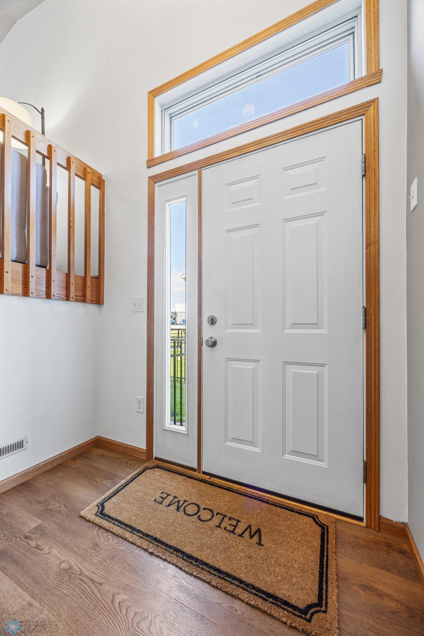 Moorhead, Minnesota 56560, United States, 3 Bedrooms Bedrooms, ,2 BathroomsBathrooms,Residential,Pending,155818