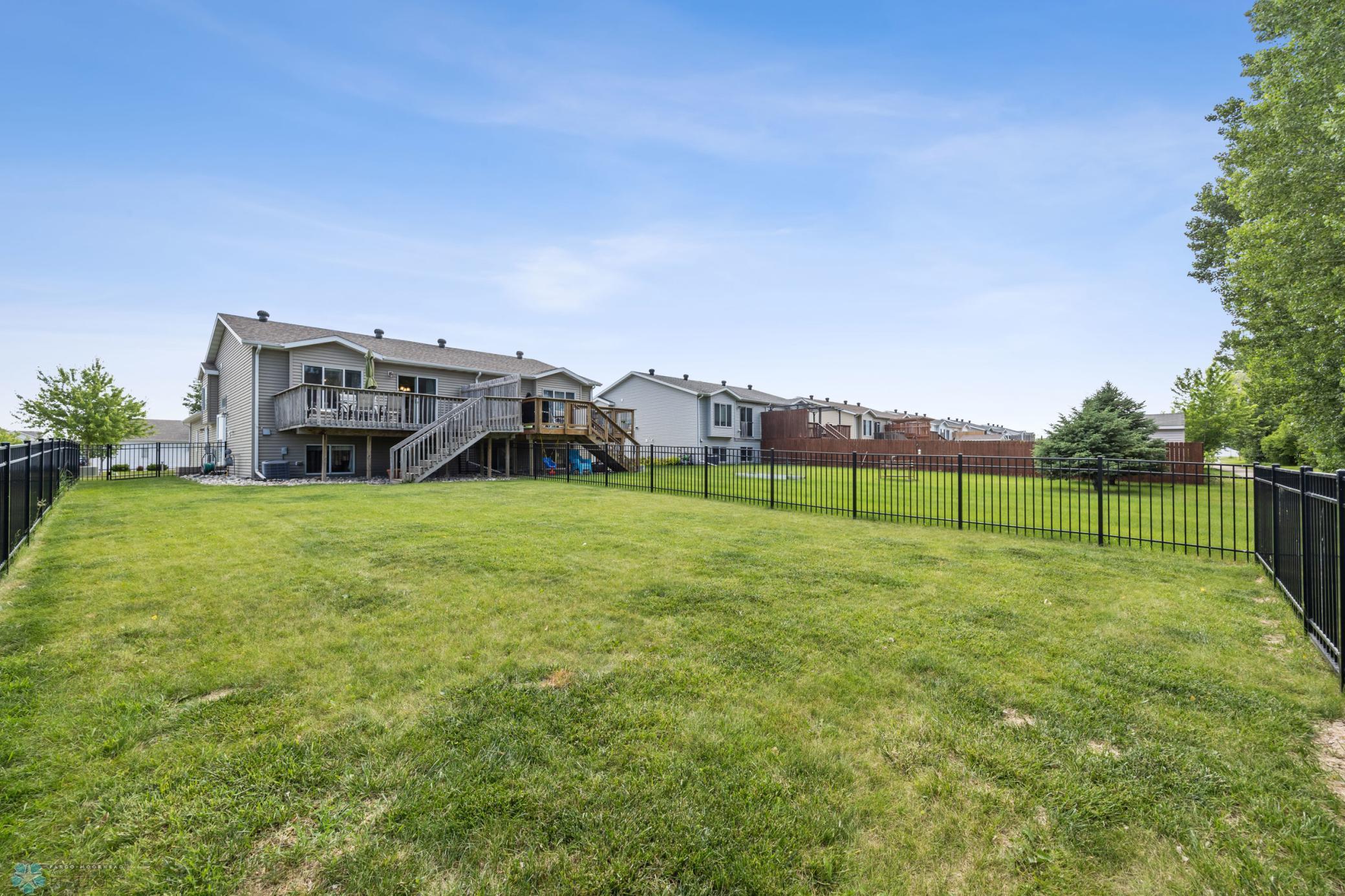 Moorhead, Minnesota 56560, United States, 3 Bedrooms Bedrooms, ,2 BathroomsBathrooms,Residential,Pending,155818