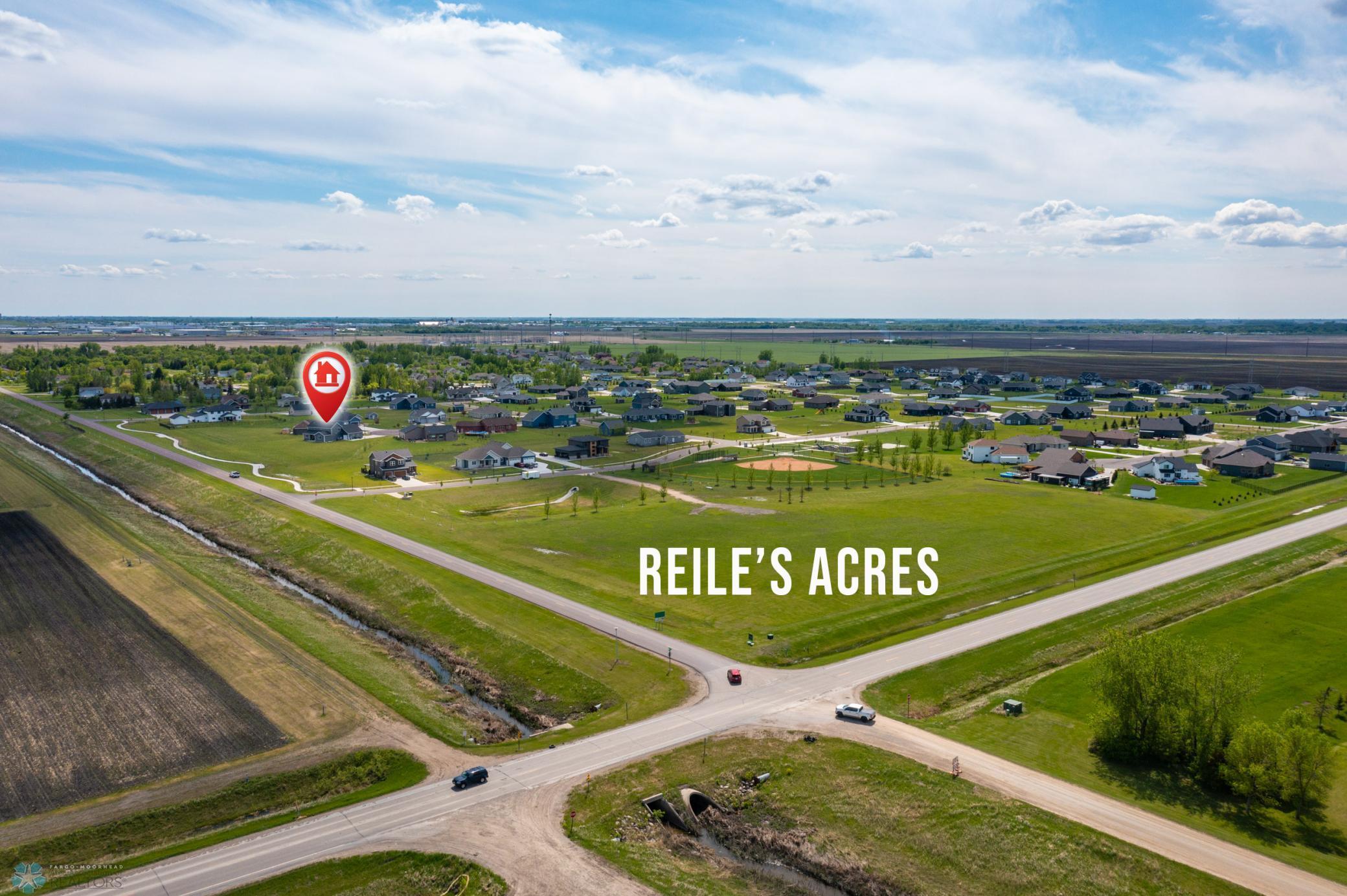 Reiles Acres, North Dakota 58102, United States, 5 Bedrooms Bedrooms, ,5 BathroomsBathrooms,Residential,Active,140233