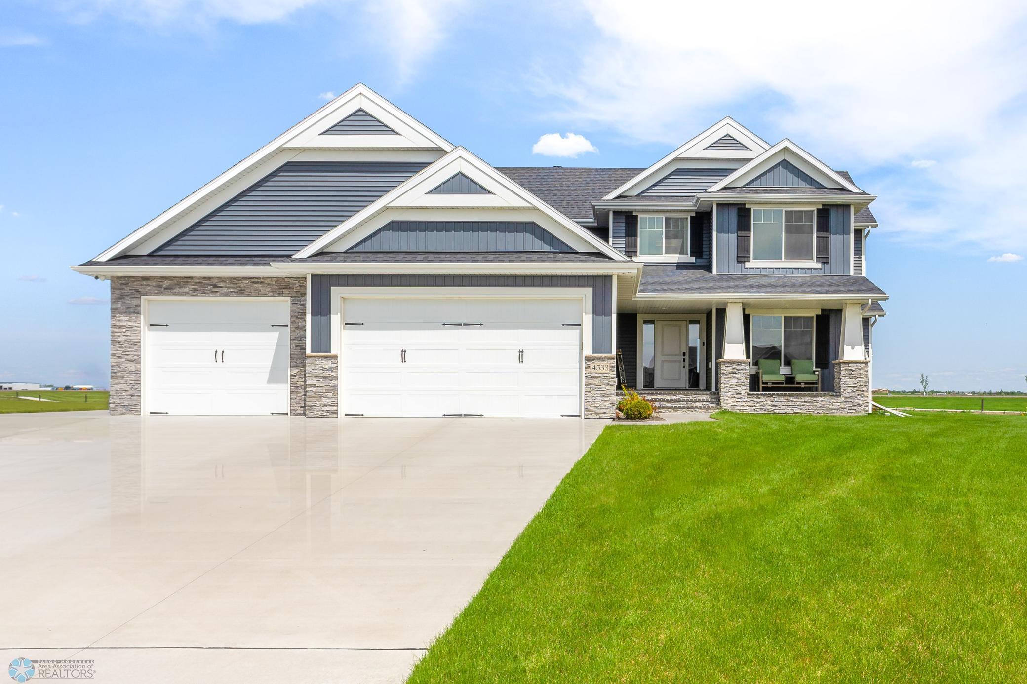 Reiles Acres, North Dakota 58102, United States, 5 Bedrooms Bedrooms, ,5 BathroomsBathrooms,Residential,Active,140233