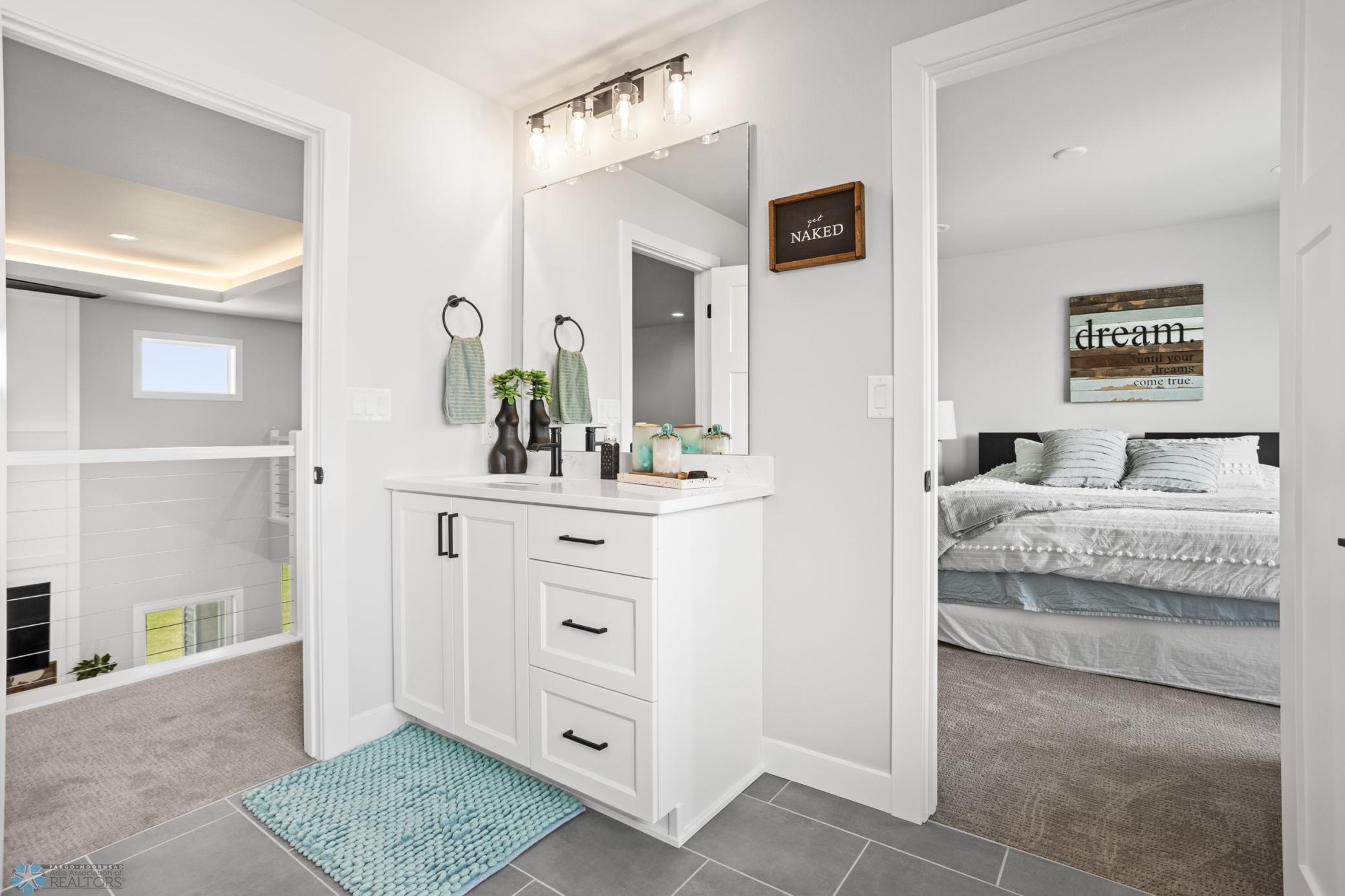 Reiles Acres, North Dakota 58102, United States, 5 Bedrooms Bedrooms, ,5 BathroomsBathrooms,Residential,Active,140233