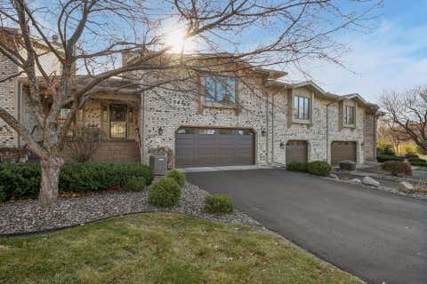 Townhouse For Sale - 15135 38th Avenue<br/> Plymouth, MN 55446