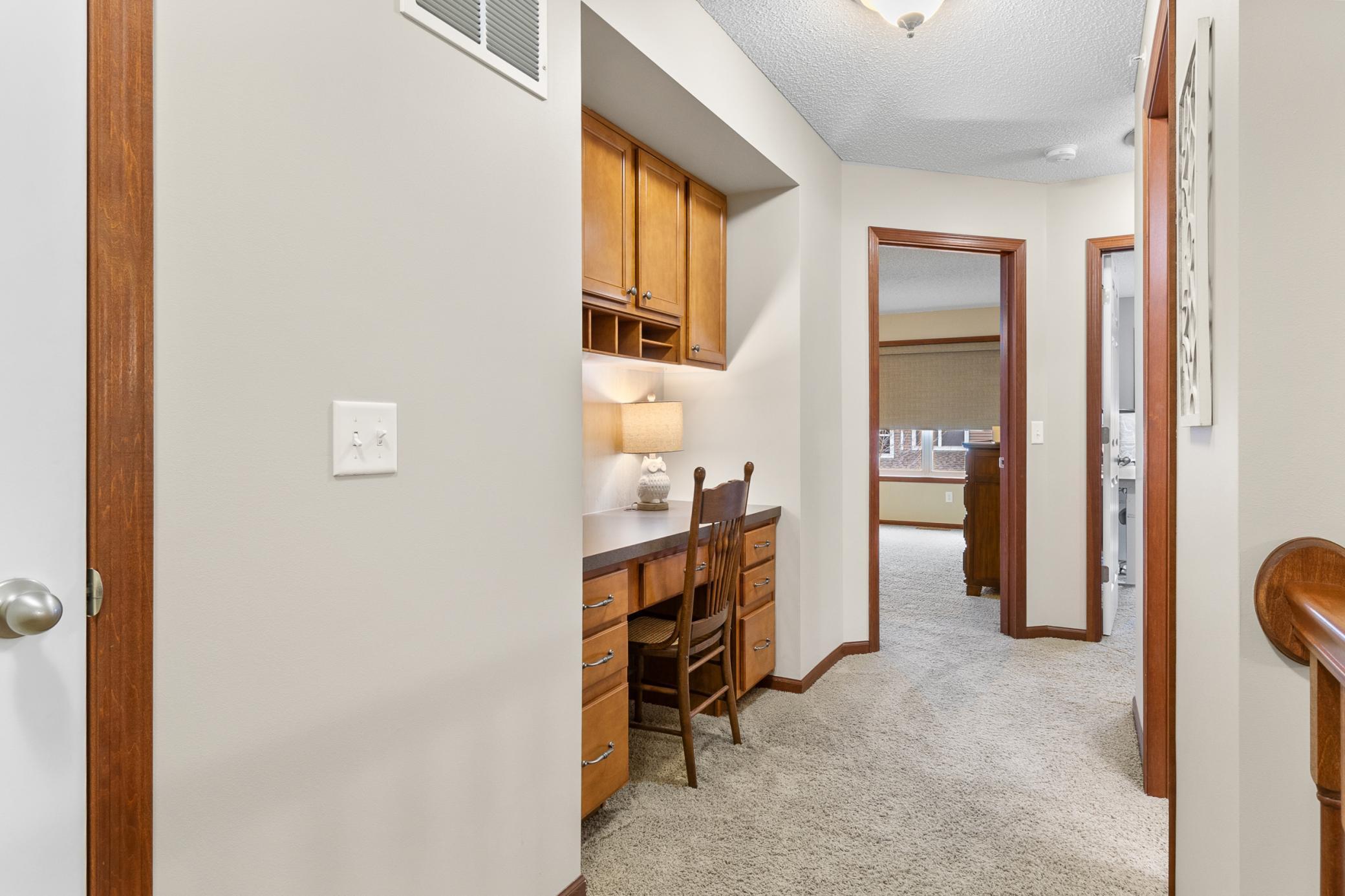 1960 Commonwealth Boulevard #7, Chanhassen, Minnesota image 16