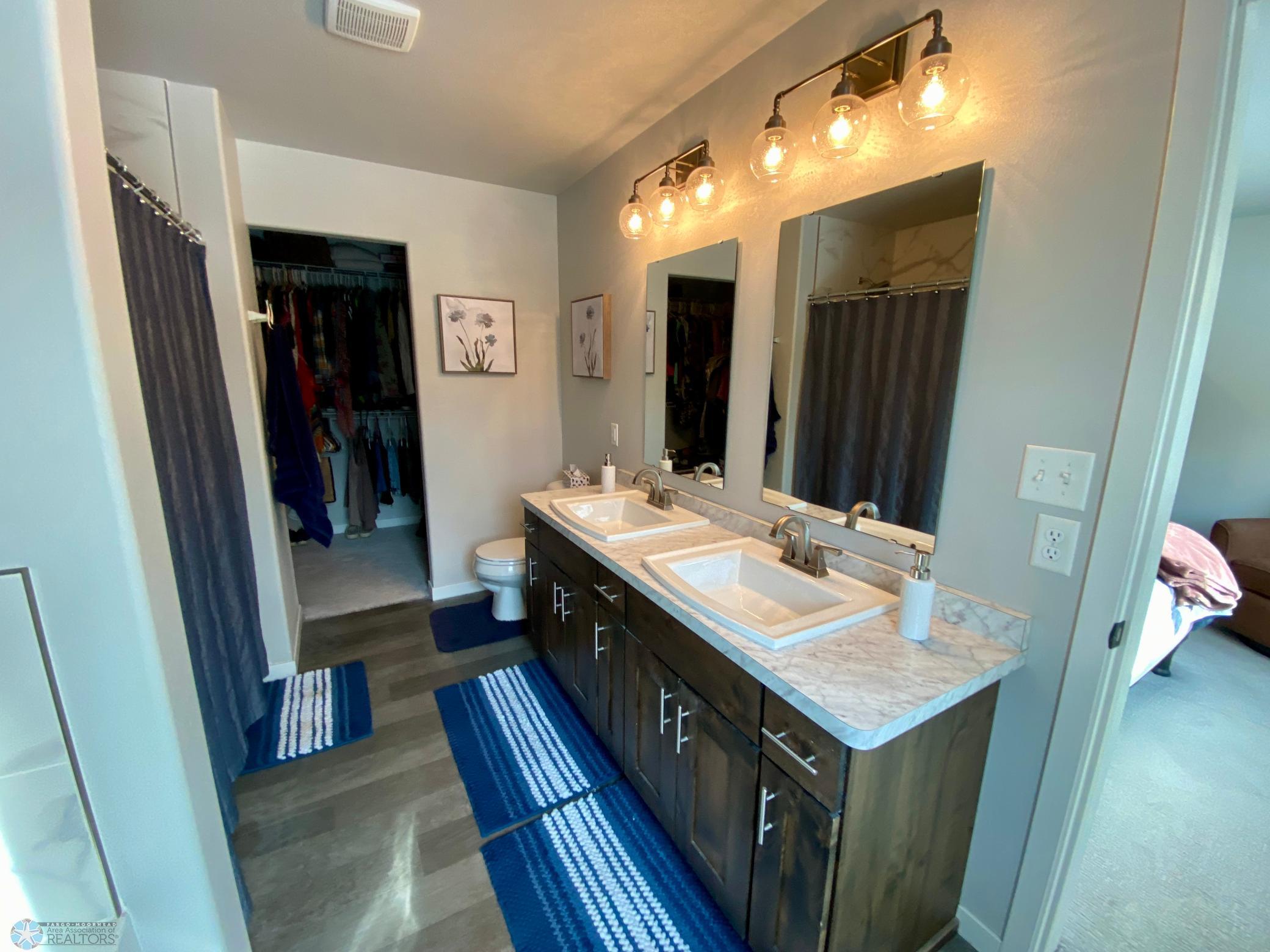 1288 Goldenwood Drive, West Fargo, North Dakota image 20