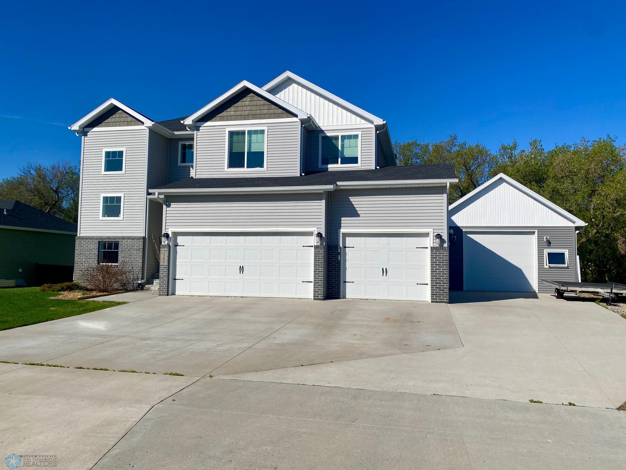 1288 Goldenwood Drive, West Fargo, North Dakota image 1
