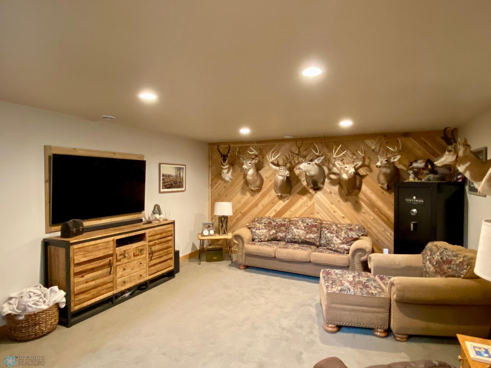 1288 Goldenwood Drive, West Fargo, North Dakota image 29