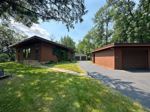 Homes For Sale - 1402 N Mckay Avenue<br/> Alexandria, MN 56308