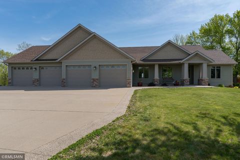 Homes For Sale - 60340 Maverick Court<br/> Blue Earth County, Madison Lake, MN 56063