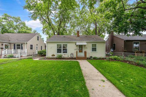 Homes For Sale - 14 Jackson Avenue<br/> Hopkins, MN 55343