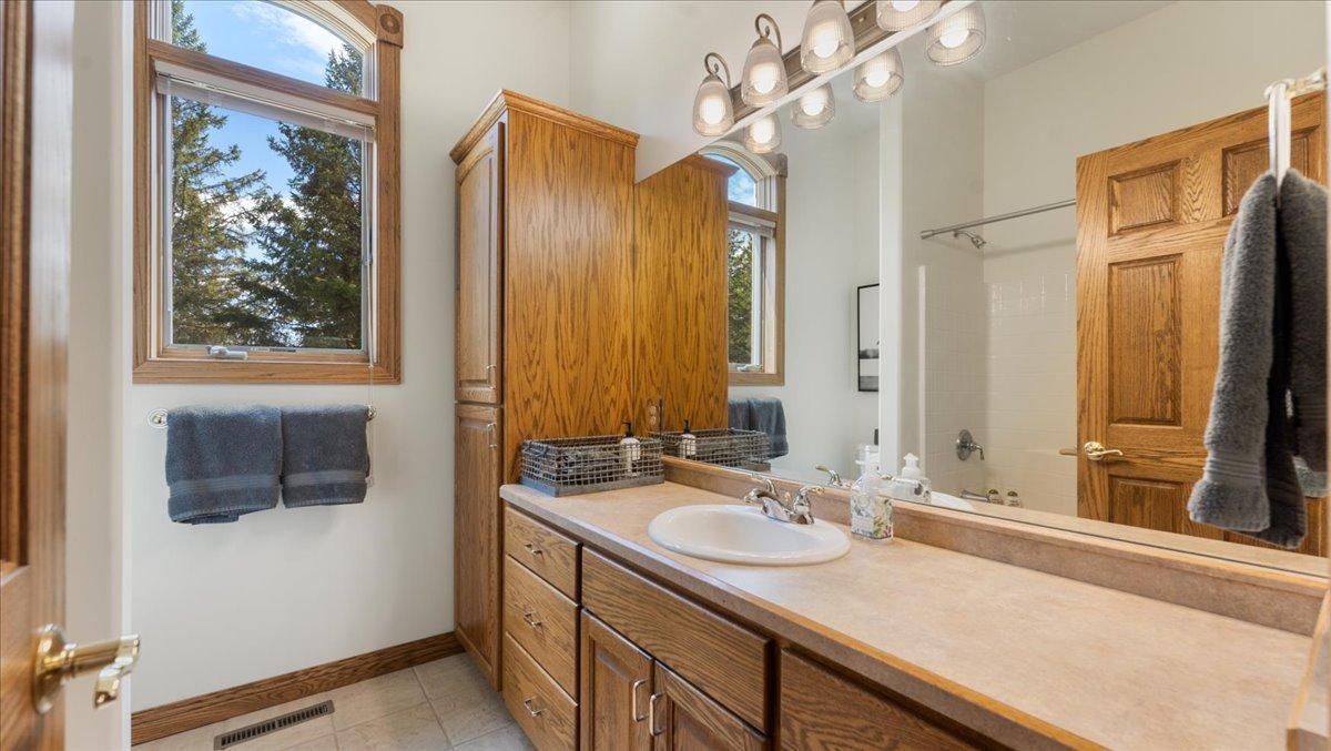 15 Bluegrass Drive, Alexandria, Minnesota image 32