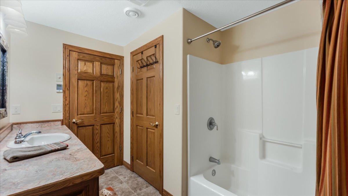 15 Bluegrass Drive, Alexandria, Minnesota image 49