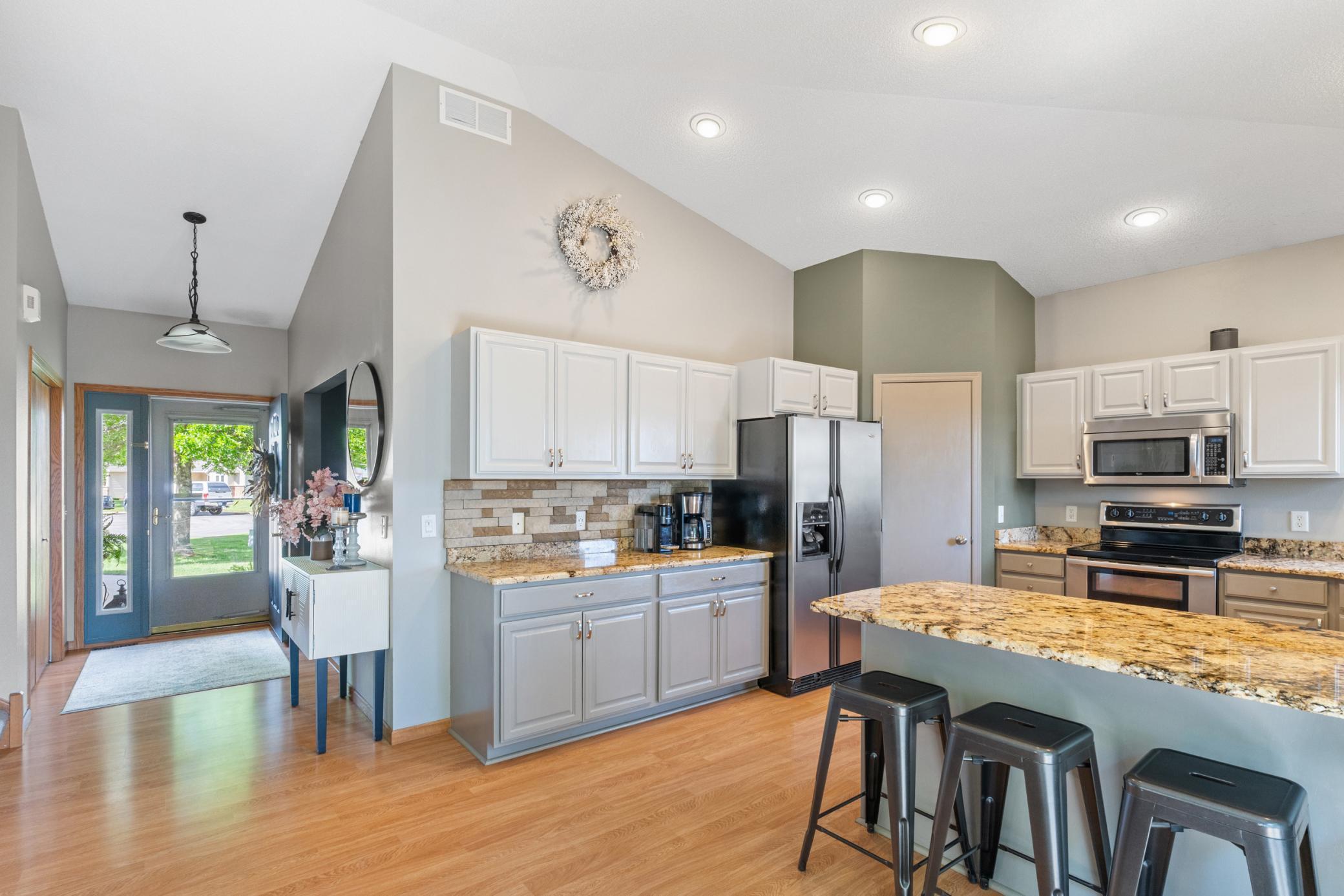 2032 Westwood Drive, Faribault, Minnesota image 12