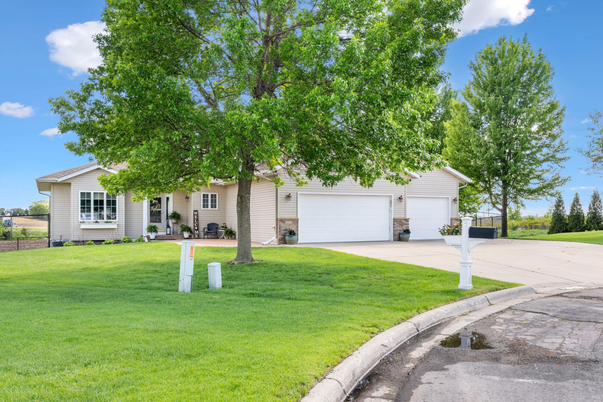 2032 Westwood Drive, Faribault, Minnesota image 2
