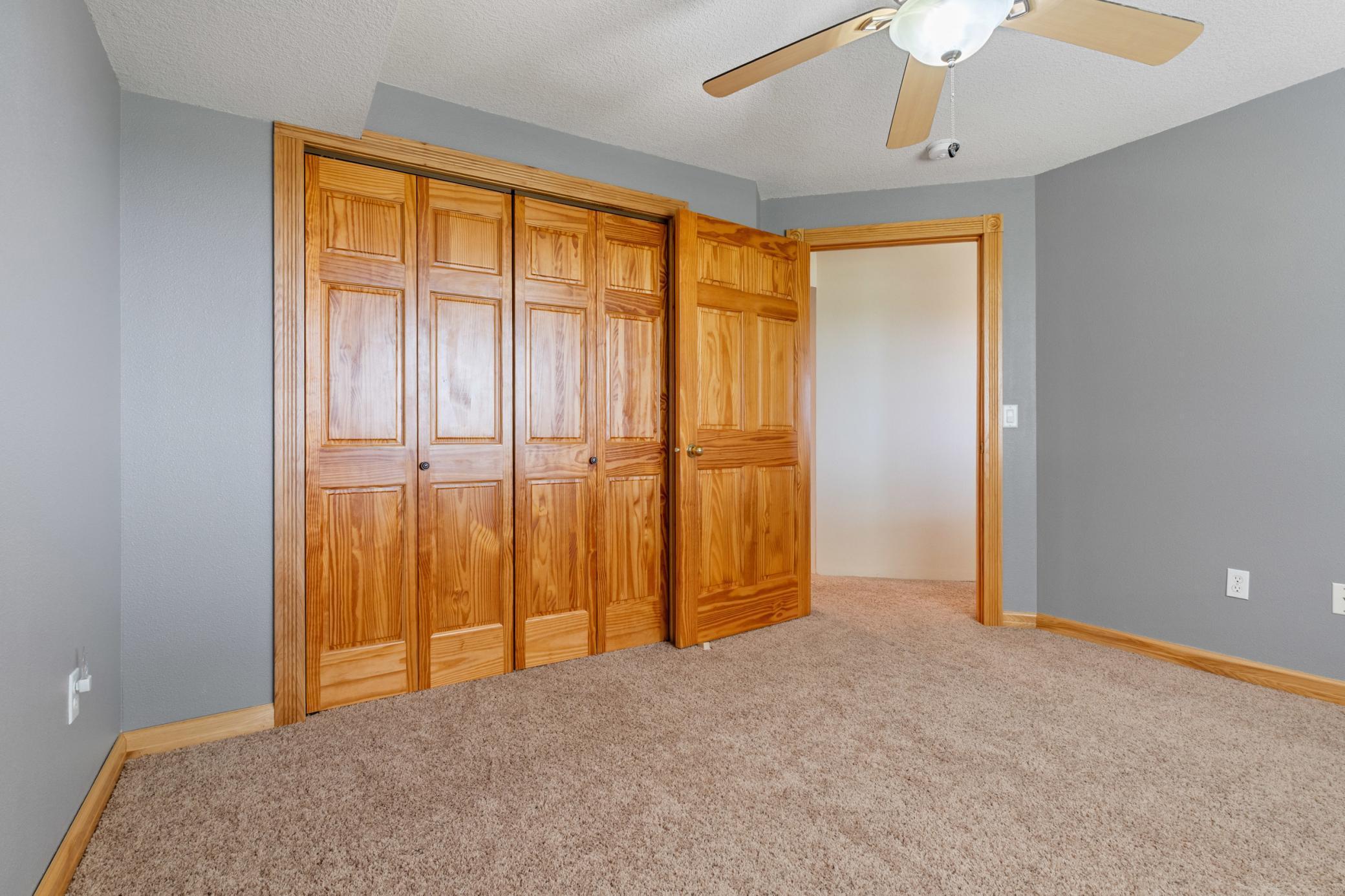 2032 Westwood Drive, Faribault, Minnesota image 38