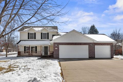 Homes For Sale - 955 Park Drive<br/> Belle Plaine, MN 56011