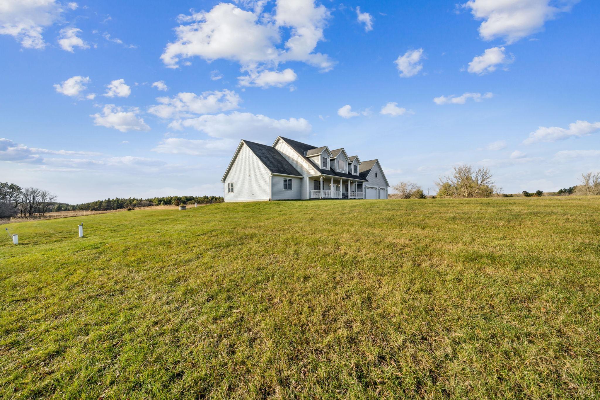 417 Rice Lake Road, Somerset, Wisconsin image 4
