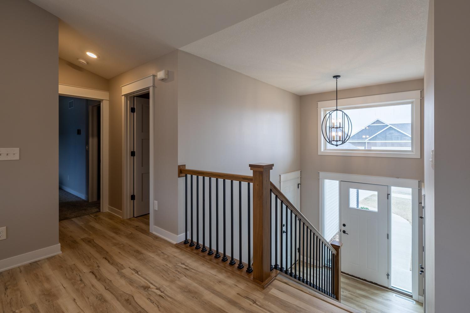 4276 Silver Ridge Place, Rochester, Minnesota image 2