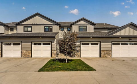 Townhouse For Sale - 5205 Harvest Square Place<br/> Olmsted County, Rochester, MN 55901